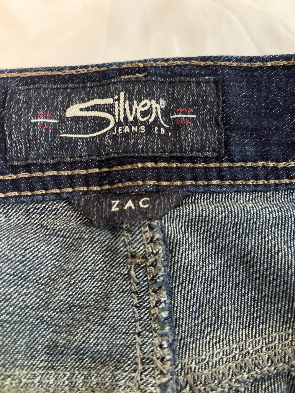Silver Jeans Men's Dark Indigo jeans, 34X30 - Picture 4 of 8